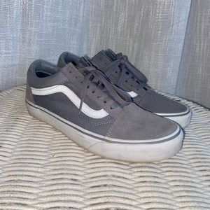 OLD SKOOL VANS | Size 8